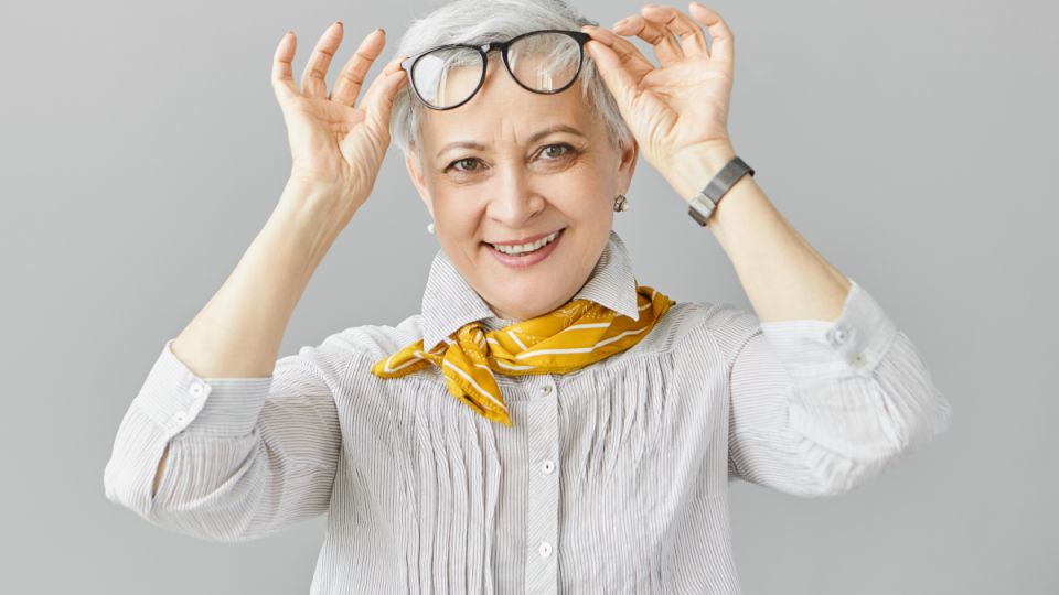 Женский стиль 60+: 7 главных ошибок летом 2025 года— хватит старить себя, вы можете выглядеть как конфетка