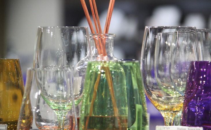 В какой воде мыть стеклянную посуду, чтобы она не помутнела: хозяйкам на заметку