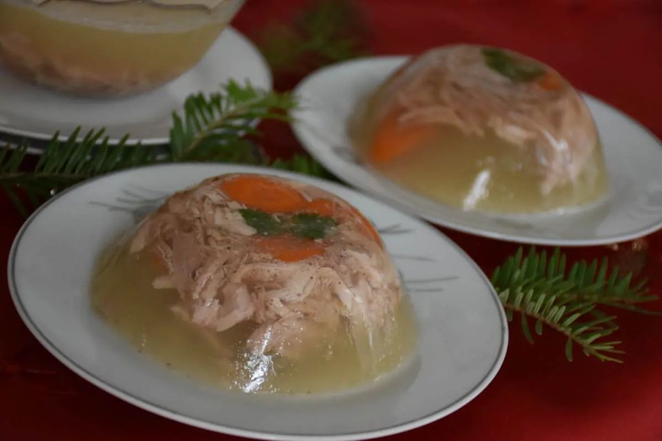 Холодец: традиционное блюдо с новым взглядом для ваших праздников