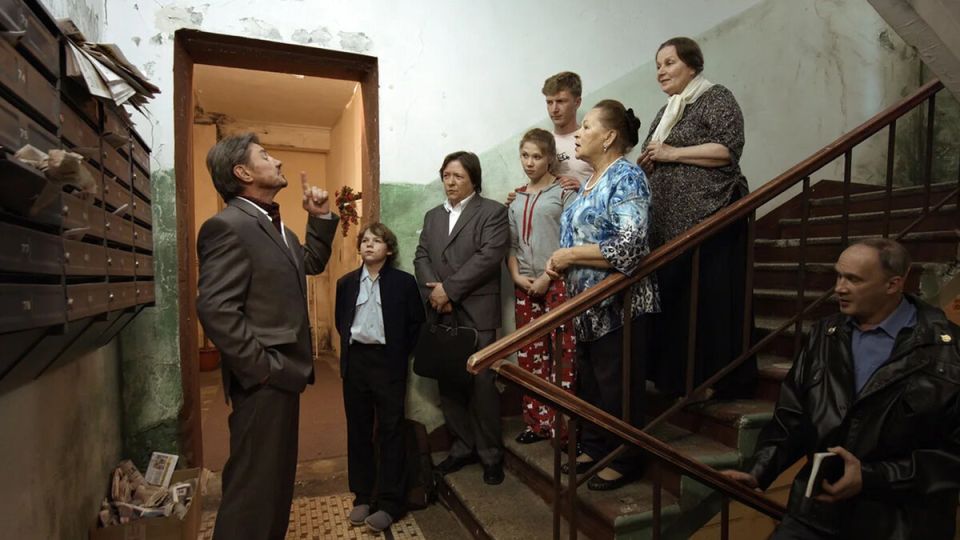 Шум от лифтов, котельных и труб: как решить проблему нагнетающего звука в многоквартирных домах