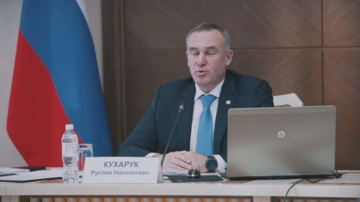 Руслан Кухарук: Подвели итоги дорожной кампании в Югре
