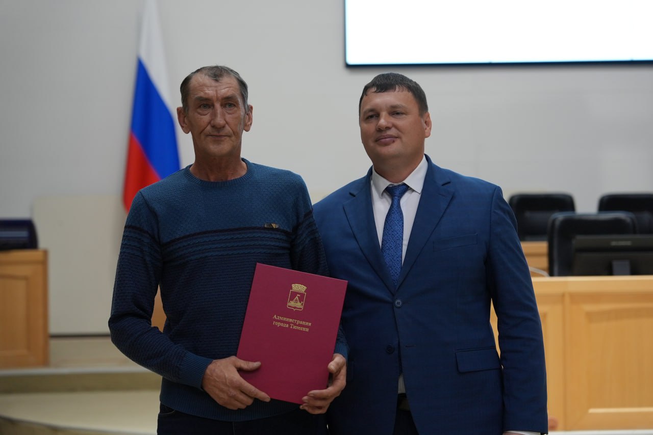 Все начинается с дороги – и новый день, и жизнь сама Все начинается с дороги – и новый день, и жизнь сама