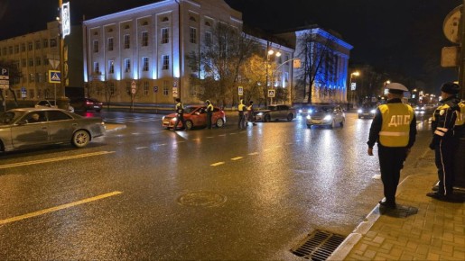 Массовые мероприятия по противодействию водителей на трезвость прошли вчера в центре Тюмени, на ул.Республики, Челюскинцев и Ленина