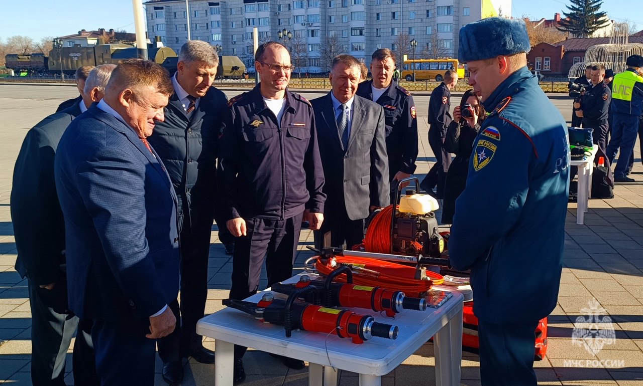 Ишимские пожарные приняли участие в Форуме дорожной безопасности Ишимские пожарные приняли участие в Форуме дорожной безопасности