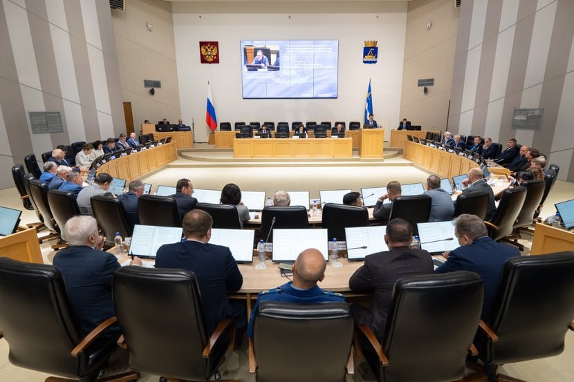 Депутаты Тюменской городской Думы высоко оценили готовность жилищно-коммунальной сферы города к наступившему отопительному сезону