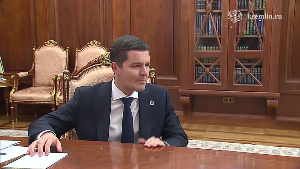 Путин встретился с губернатором ЯНАО Дмитрием Артюховым