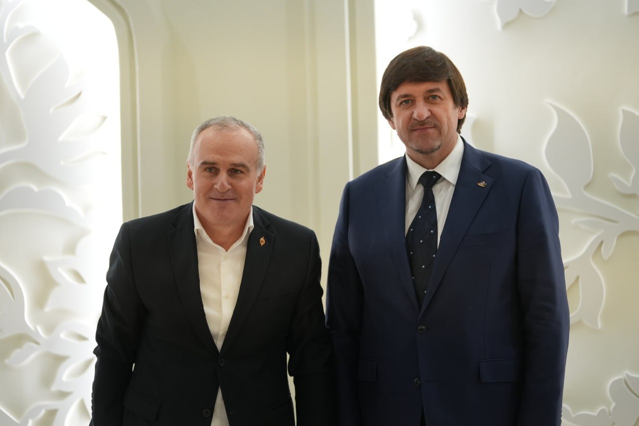 Максим Афанасьев: Встречи, которые меняют город к лучшему! Максим Афанасьев: Встречи, которые меняют город к лучшему!