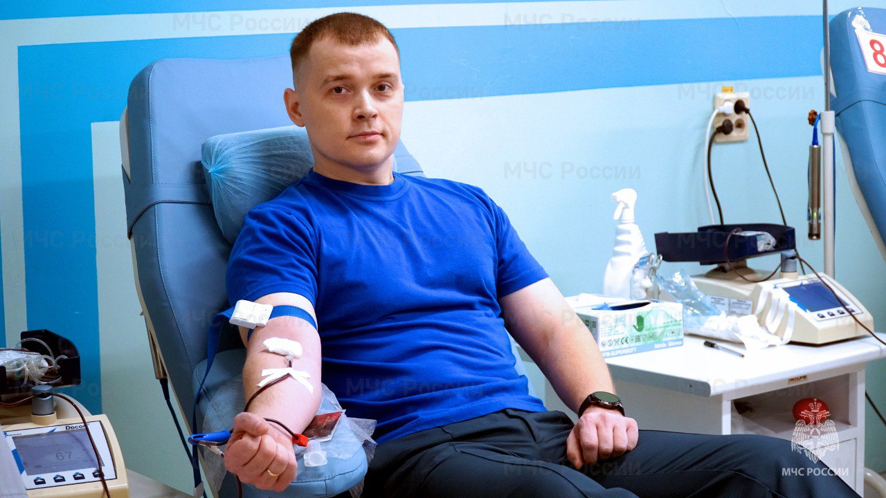35 добрых дел: сотрудники МЧС России приняли участие в сдаче донорской крови 35 добрых дел: сотрудники МЧС России приняли участие в сдаче донорской крови