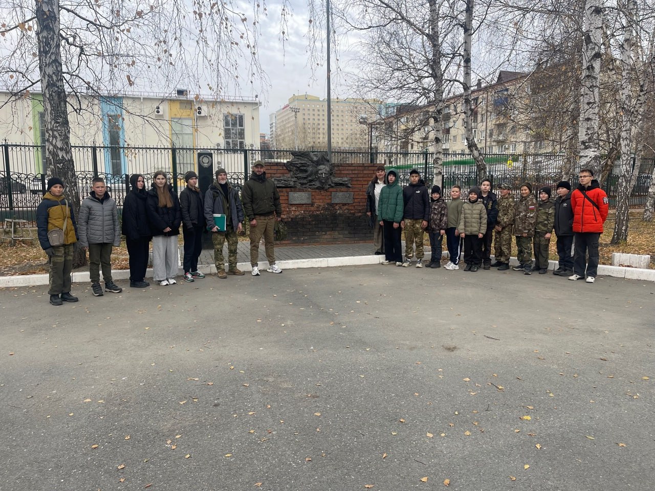 Тюменские школьники встретились с героем Тюменские школьники встретились с героем