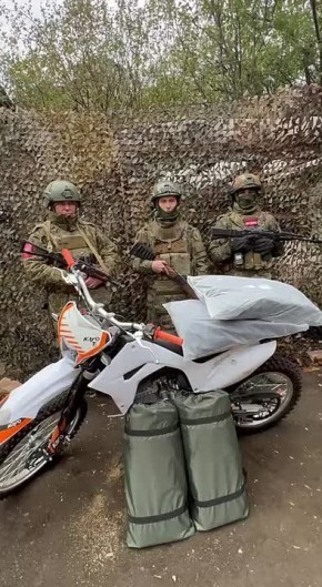 Максим Афанасьев: На прошлой неделе в штабе общественной поддержки ветераны-пограничники обратились с просьбой направить военным подразделения «Тобол» комплекты колёс для автомобилей