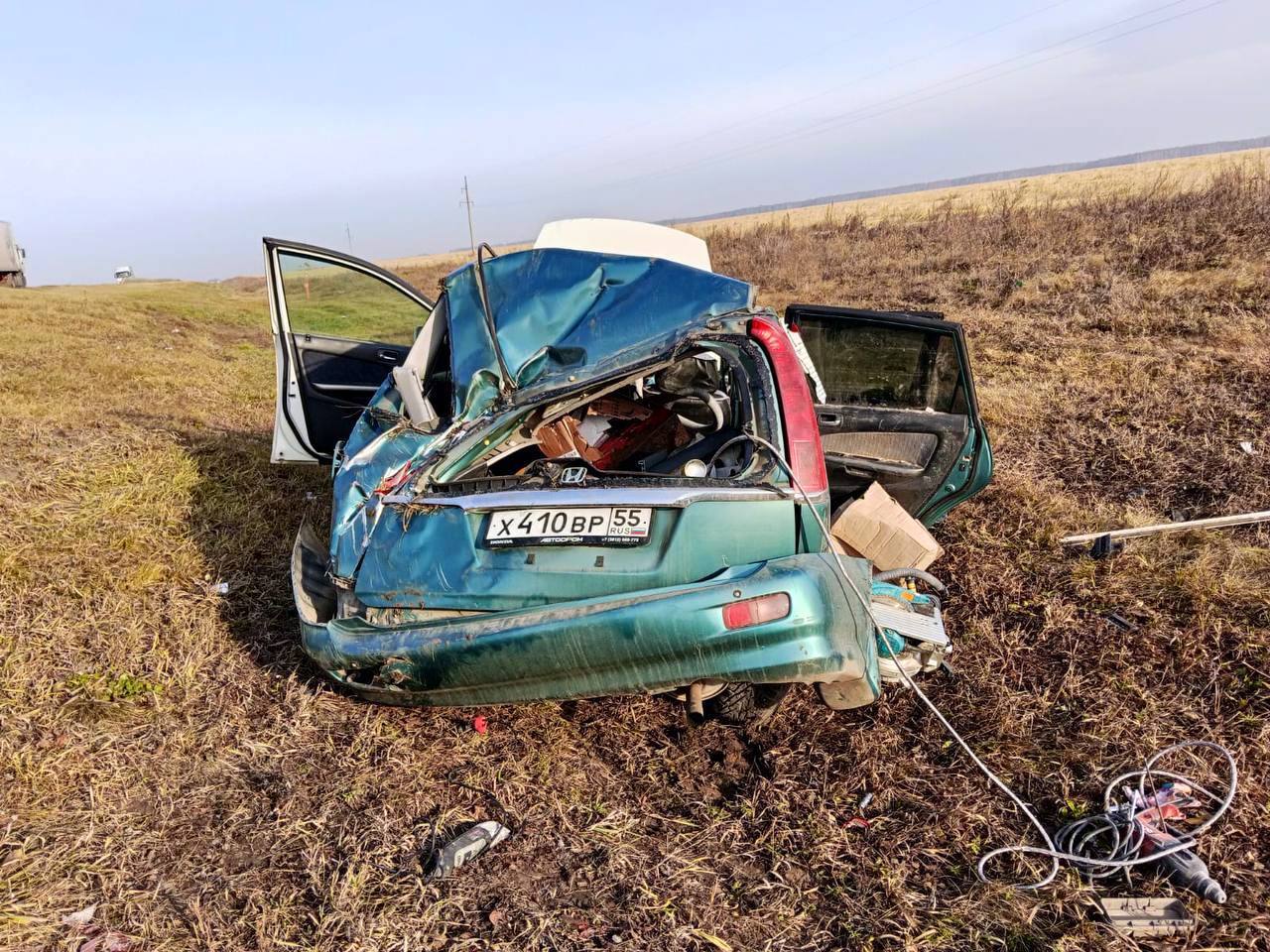 Человек погиб на трассе в сторону Омска, еще один пострадал и был доставлен в больницу Человек погиб на трассе в сторону Омска, еще один пострадал и был доставлен в больницу