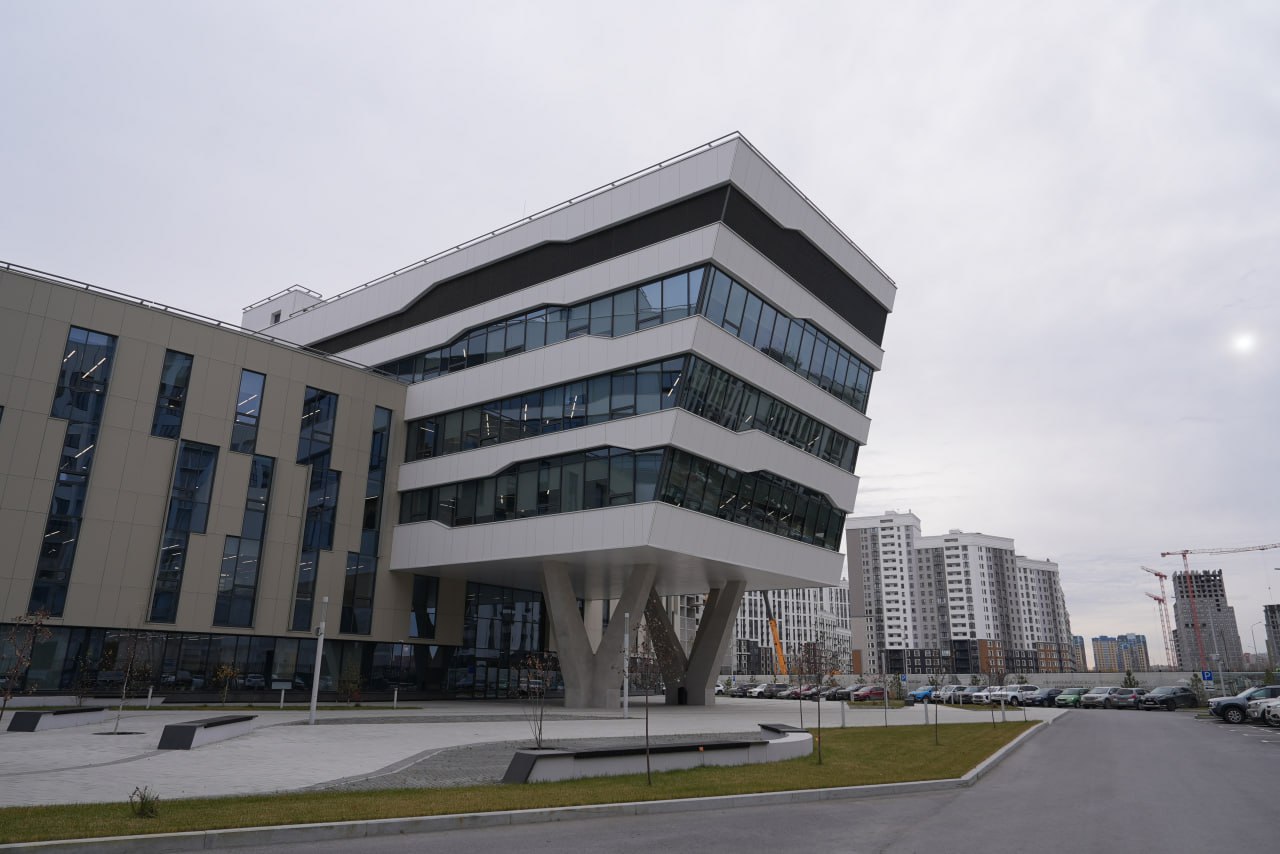 Максим Афанасьев: Предприятие завтрашнего дня – так можно назвать ООО «НОВАТЭК НТЦ»: опираясь на опыт прошлых лет и грамотно и оперативно реагируя на существующую ситуацию, компания последовательно внедряет передовые... Максим Афанасьев: Предприятие завтрашнего дня – так можно назвать ООО «НОВАТЭК НТЦ»: опираясь на опыт прошлых лет и грамотно и оперативно реагируя на существующую ситуацию, компания последовательно внедряет передовые...