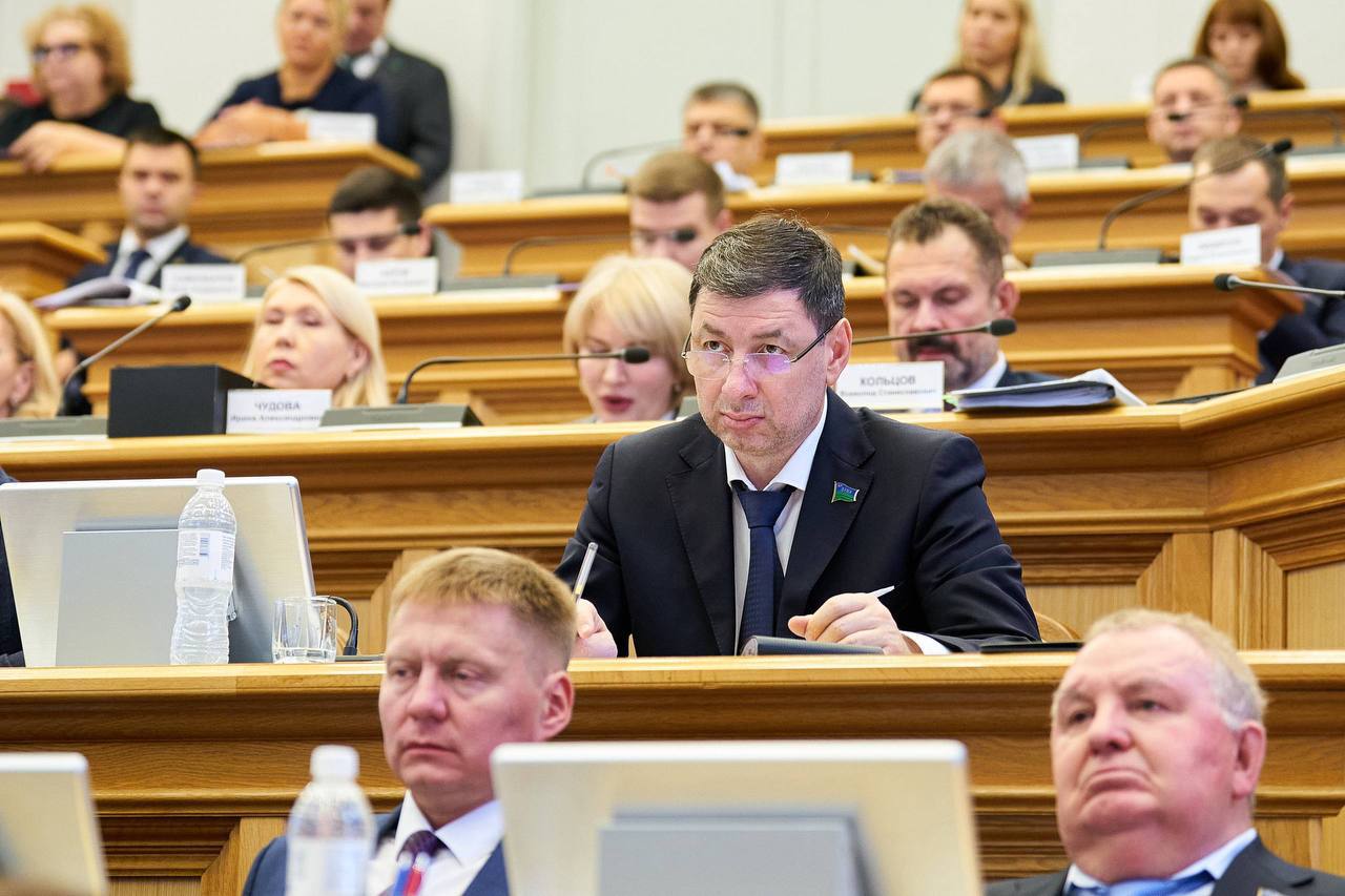 Руслан Кухарук: На 49-м заседании Думы Югры депутатским корпусом приняты важные решения для развития автономного округа: Руслан Кухарук: На 49-м заседании Думы Югры депутатским корпусом приняты важные решения для развития автономного округа: