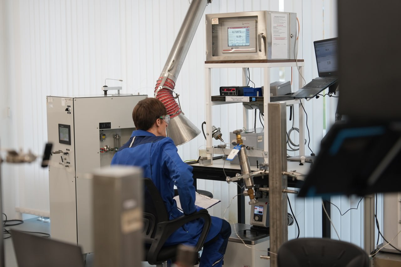 Максим Афанасьев: Предприятие завтрашнего дня – так можно назвать ООО «НОВАТЭК НТЦ»: опираясь на опыт прошлых лет и грамотно и оперативно реагируя на существующую ситуацию, компания последовательно внедряет передовые... Максим Афанасьев: Предприятие завтрашнего дня – так можно назвать ООО «НОВАТЭК НТЦ»: опираясь на опыт прошлых лет и грамотно и оперативно реагируя на существующую ситуацию, компания последовательно внедряет передовые...