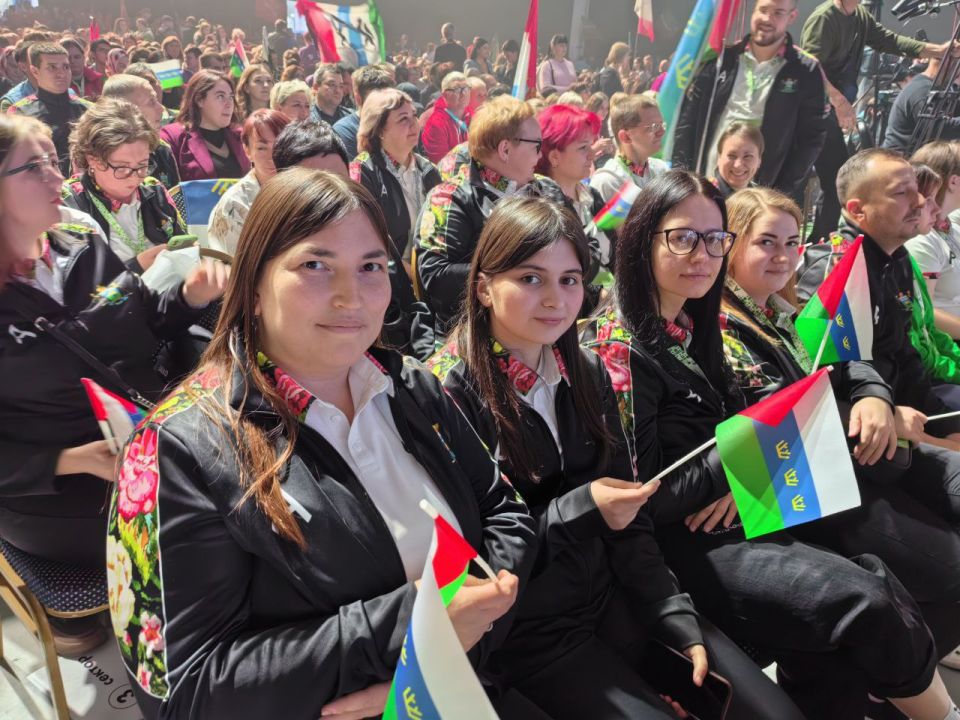 Команда Тюменской области участвует в открытии Национального чемпионата "Абилимпикс" в Москве