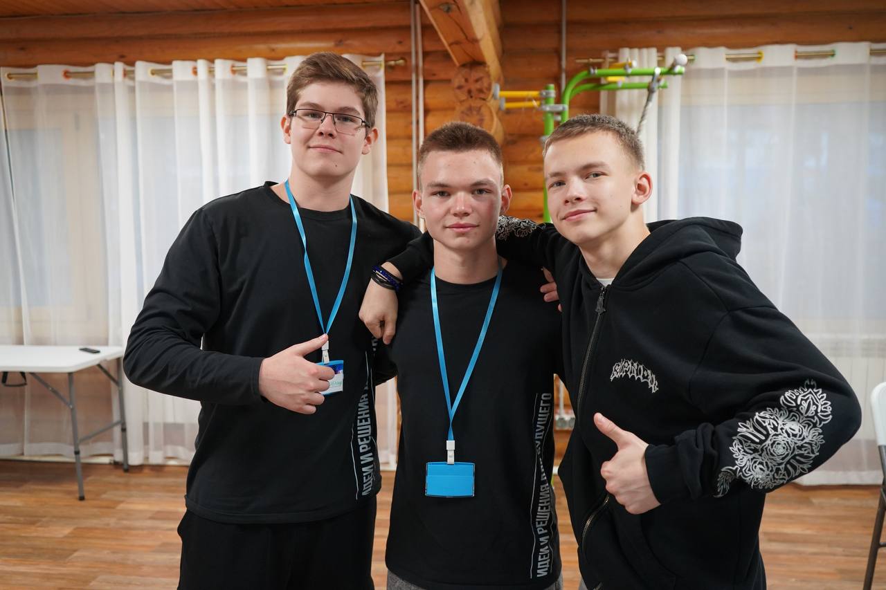 Участники хакатона в Тюмени разработали цифровых учителей будущего Участники хакатона в Тюмени разработали цифровых учителей будущего