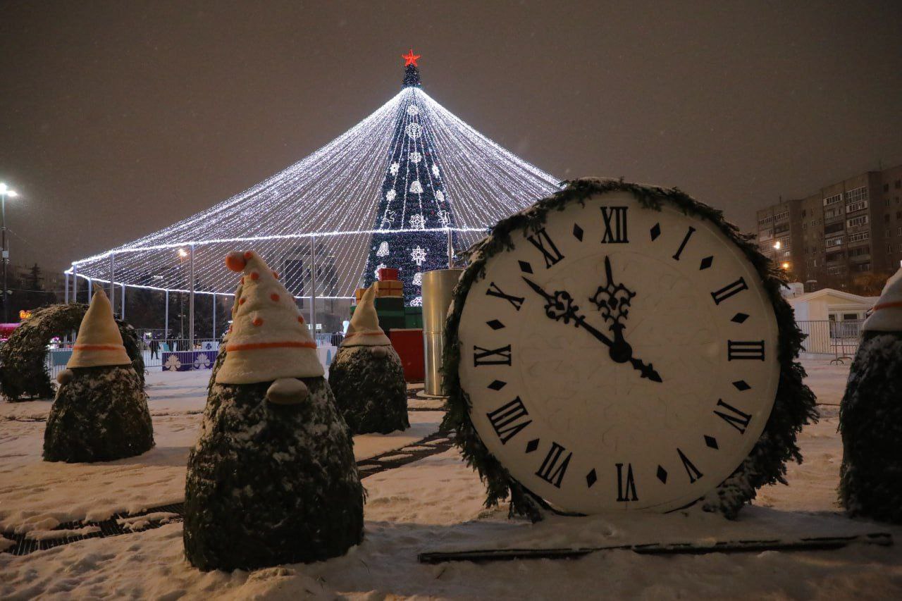 Ледовый городок на площади 400летия Тюмени: новая концепция Ледовый городок на площади 400летия Тюмени: новая концепция