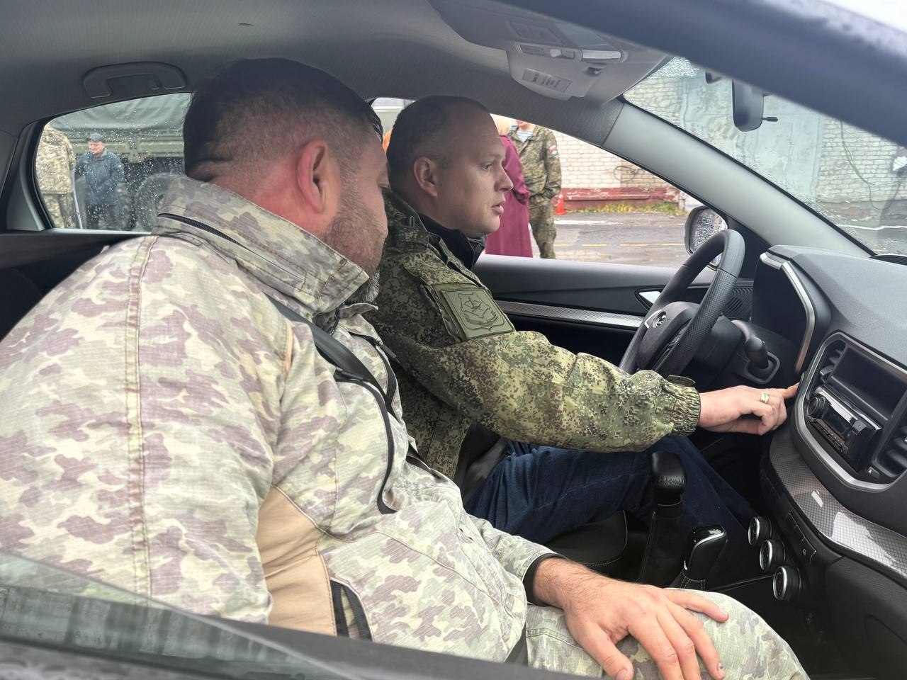 Тюменские ветераны СВО с инвалидностью смогут обучиться вождению автомобиля с ручным управлением Тюменские ветераны СВО с инвалидностью смогут обучиться вождению автомобиля с ручным управлением