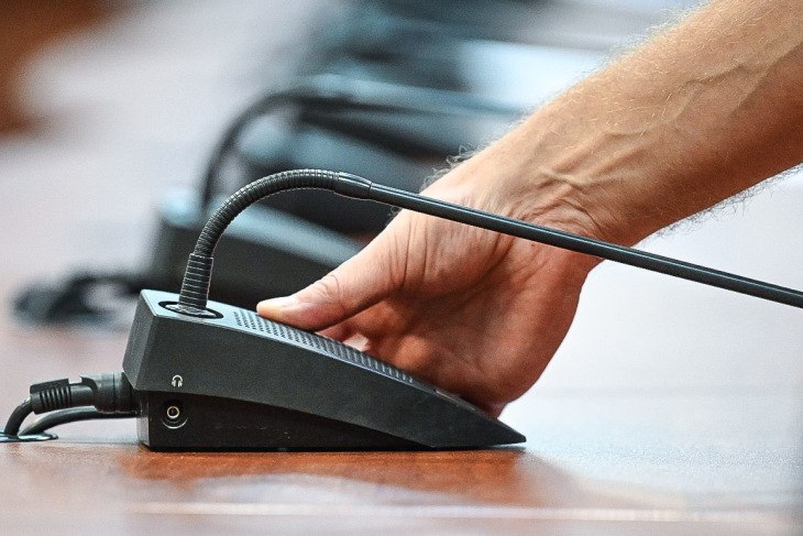 Трансляция пресс-конференции, посвященной итогам проведения в Тюменской области Всероссийской социальной кампании по безопасности детей-водителей