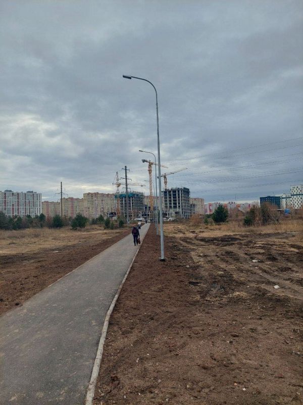 В КАО благоустроили тротуар на улице Уездной