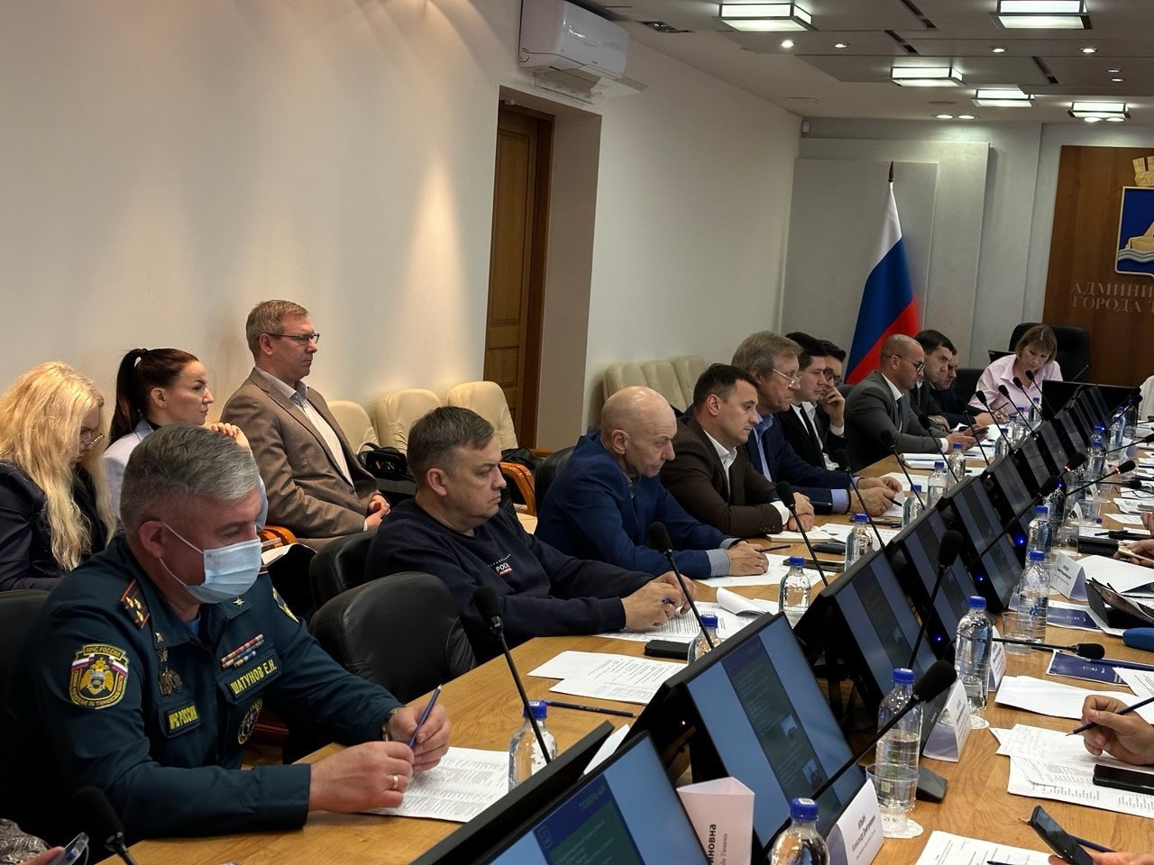 Максим Афанасьев: Город — это в первую очередь люди, поэтому нам так важно подойти к организации мероприятий, посвящённых юбилею Тюмени, именно с точки зрения благодарности каждому жителю, который вносит свой существенный... Максим Афанасьев: Город — это в первую очередь люди, поэтому нам так важно подойти к организации мероприятий, посвящённых юбилею Тюмени, именно с точки зрения благодарности каждому жителю, который вносит свой существенный...