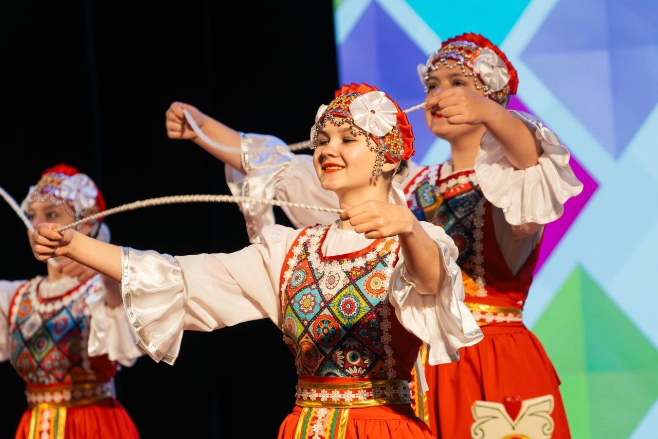 Более 400 мероприятий состоится в Тюменской области с 1 по 4 ноября ко Дню народного единства