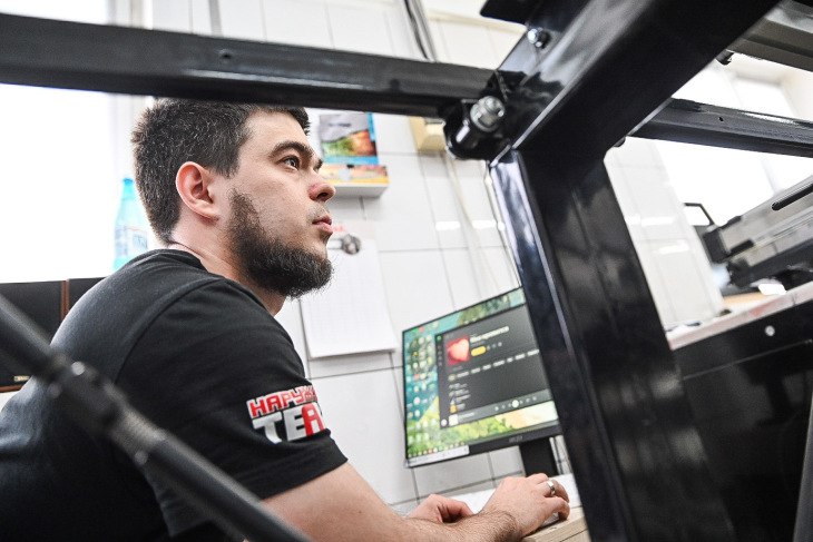 В Тюменской области медианная зарплата для инженеров-механиков составляет 98 тыс