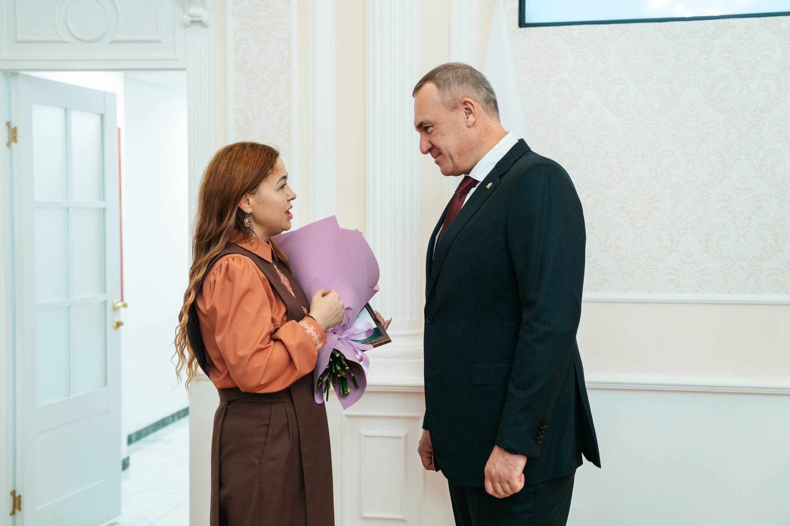 Руслан Кухарук: В рамках Всероссийской программы «Мы – граждане России!» вручил первые паспорта активистам «Движения Первых».  Руслан Кухарук: В рамках Всероссийской программы «Мы – граждане России!» вручил первые паспорта активистам «Движения Первых».