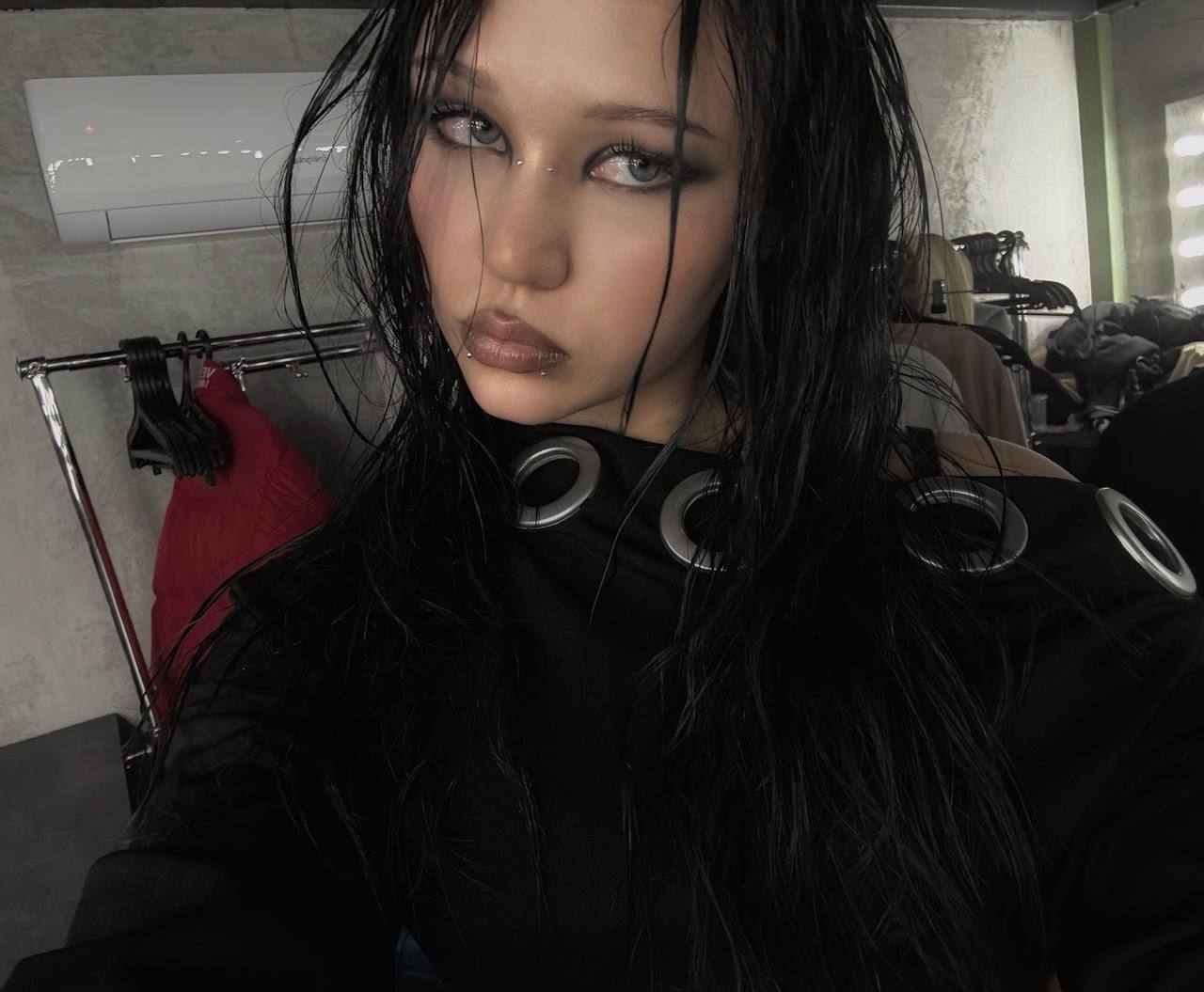 Тоболячка Инстасамка поделилась снимками младшей сестры