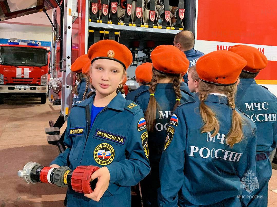 Пожарно-спасательный интенсив для кадет МЧС России Пожарно-спасательный интенсив для кадет МЧС России