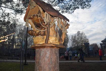 Настоящие дворцы возводит тюменец для белок — некоторые из них вы могли и сами видеть в Экопарке Затюменском Настоящие дворцы возводит тюменец для белок — некоторые из них вы могли и сами видеть в Экопарке Затюменском