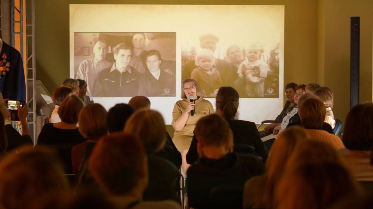 Тюменцев приглашают на выставку о деятелях культуры времен Великой Отечественной войны Тюменцев приглашают на выставку о деятелях культуры времен Великой Отечественной войны