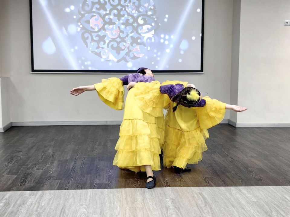 Праздник единства и многообразия: «Народов много — Родина одна!» Праздник единства и многообразия: «Народов много — Родина одна!»