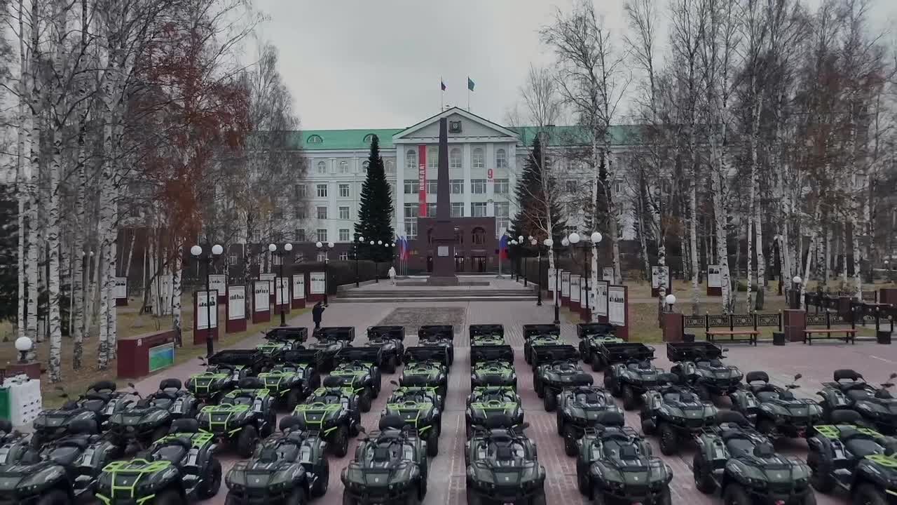 Руслан Кухарук: В преддверии Дня народного единства 1133 единицы техники для наших бойцов отправились на передовую из Югры.