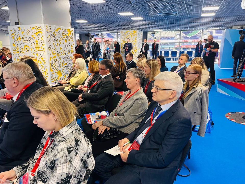 Делегация Тюменской области участвует в XIII Международном спортивном форуме "Россия — спортивная держава" Делегация Тюменской области участвует в XIII Международном спортивном форуме "Россия — спортивная держава"