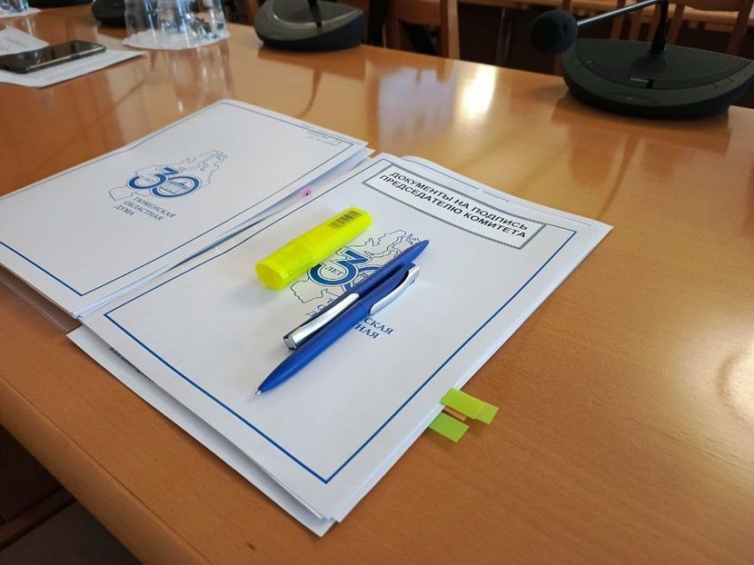 Тюменские депутаты принимают участие в гуманитарной миссии на Донбассе