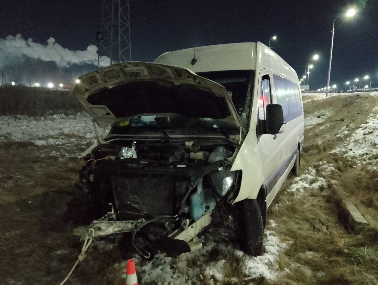 Автобус с детьми попал в аварию под Тюменью