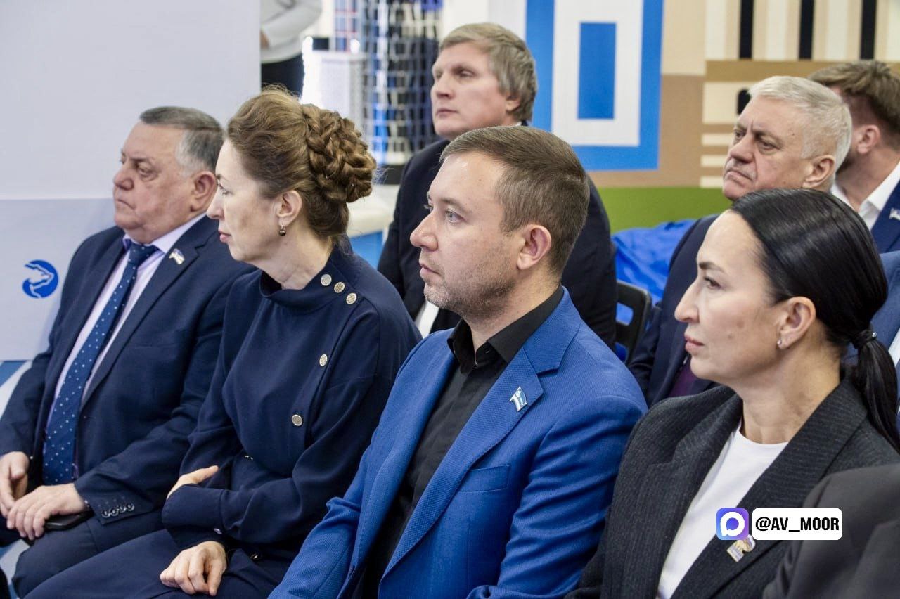 Александр Моор: В региональном Штабе общественной поддержки «Единой России» провели стратегическую сессию с муниципальными депутатами Александр Моор: В региональном Штабе общественной поддержки «Единой России» провели стратегическую сессию с муниципальными депутатами