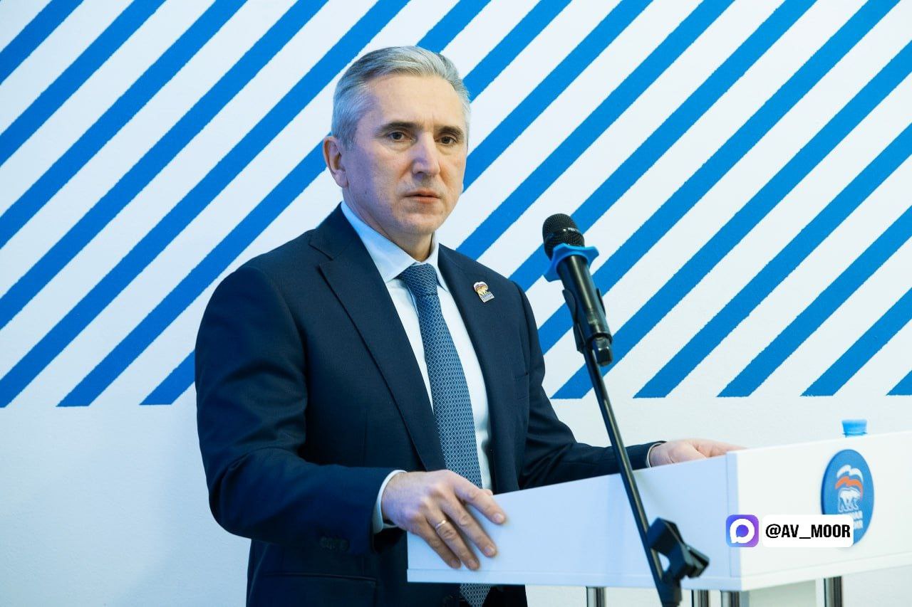 Александр Моор: В региональном Штабе общественной поддержки «Единой России» провели стратегическую сессию с муниципальными депутатами