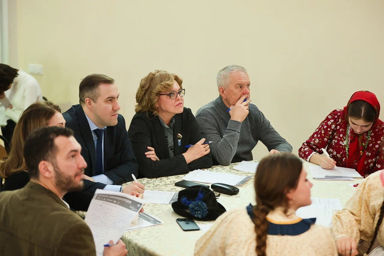 В Тюменской области состоялась Всероссийская акция "Большой этнографический диктант" В Тюменской области состоялась Всероссийская акция "Большой этнографический диктант"