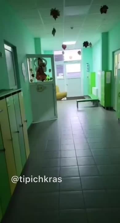 «Это коридорная педагогика»