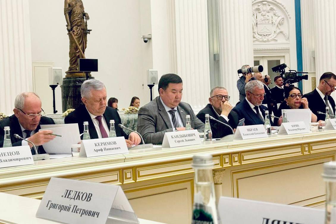 Есенгалий Ибраев: Год единства народов России будет символизировать нашу общую веру в Победу Есенгалий Ибраев: Год единства народов России будет символизировать нашу общую веру в Победу