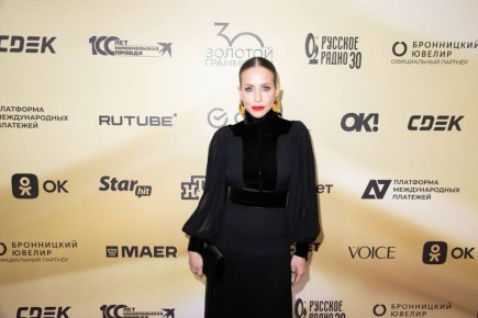 "Меня официально выписали": как себя чувствует известная телеведущая Юлия Барановская, которую, экстренно прооперировали в Салехарде