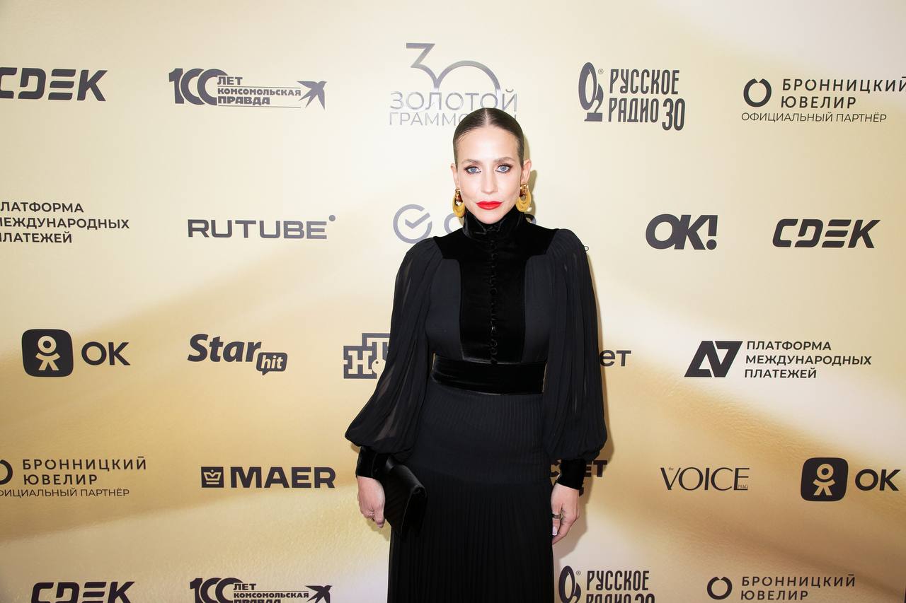 "Меня официально выписали": как себя чувствует известная телеведущая Юлия Барановская, которую, экстренно прооперировали в Салехарде