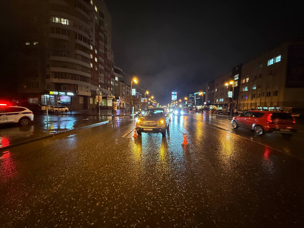 Пешеход погиб в Тюмени.. Около шести часов вечера на ул.Республики, 90 автомобилем «Хонда» сбит 89-летний пенсионер. Дедушка переходил улицу вне пешеходного перехода, водитель не заметил его вовремя Пешеход погиб в Тюмени.. Около шести часов вечера на ул.Республики, 90 автомобилем «Хонда» сбит 89-летний пенсионер. Дедушка переходил улицу вне пешеходного перехода, водитель не заметил его вовремя