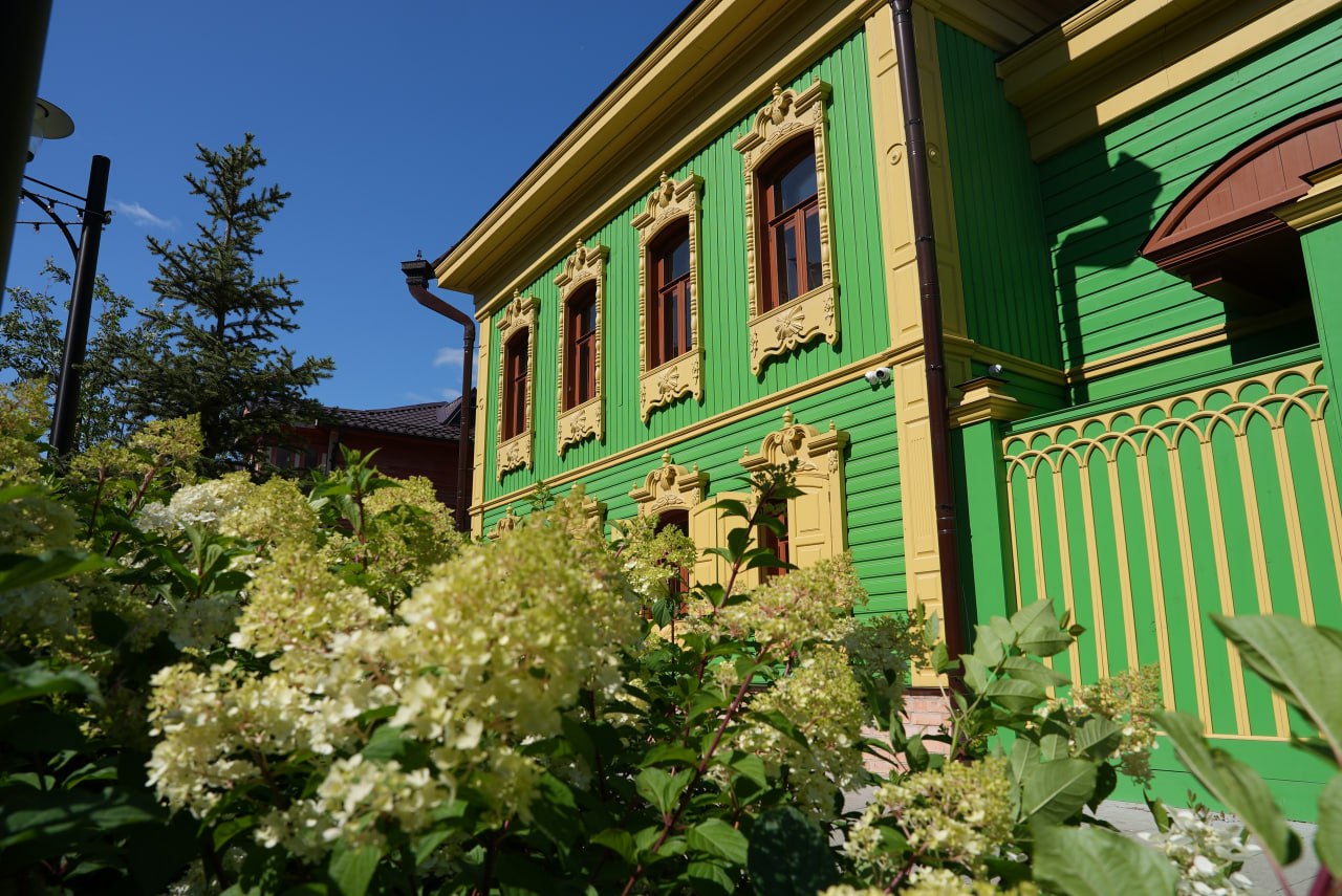 Максим Афанасьев: Дорогие сибиряки!. От всего сердца поздравляем вас с Днём Сибири — праздником, который напоминает о величии и могуществе нашего региона, о его богатой истории и неиссякаемом потенциале живущих здесь людей!... Максим Афанасьев: Дорогие сибиряки!. От всего сердца поздравляем вас с Днём Сибири — праздником, который напоминает о величии и могуществе нашего региона, о его богатой истории и неиссякаемом потенциале живущих здесь людей!...