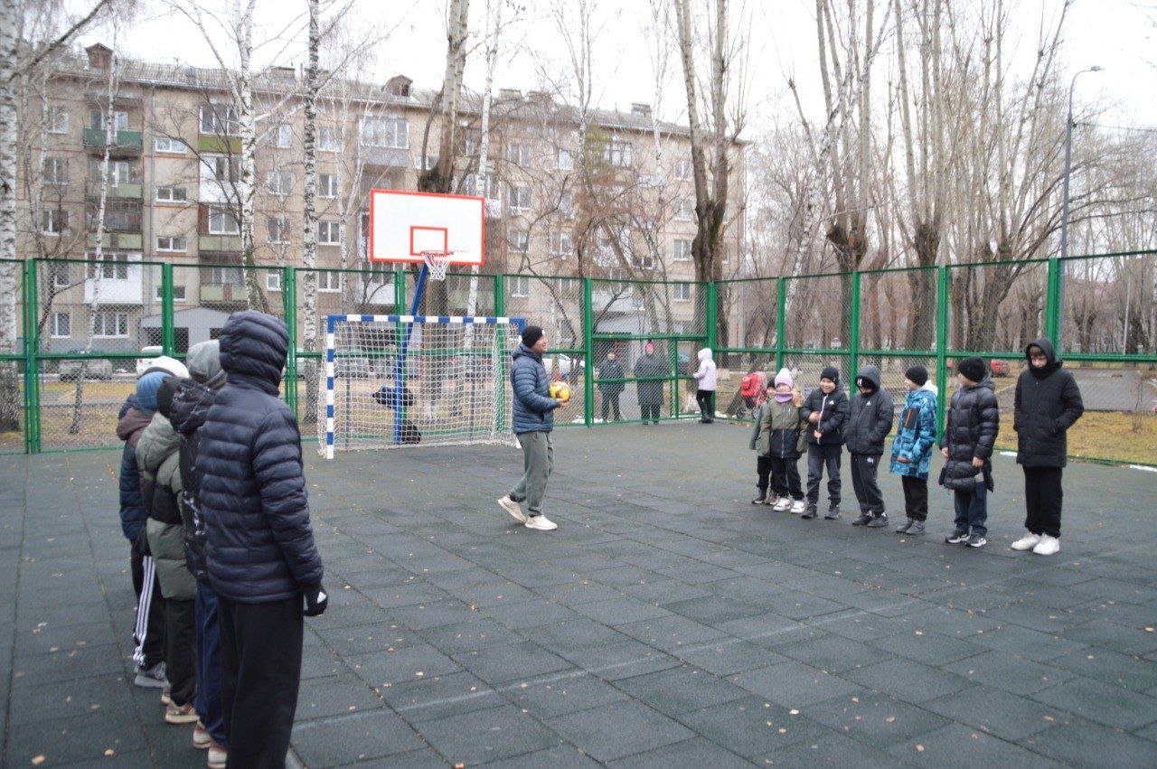 ВАО: обновление спортивной площадки ВАО: обновление спортивной площадки
