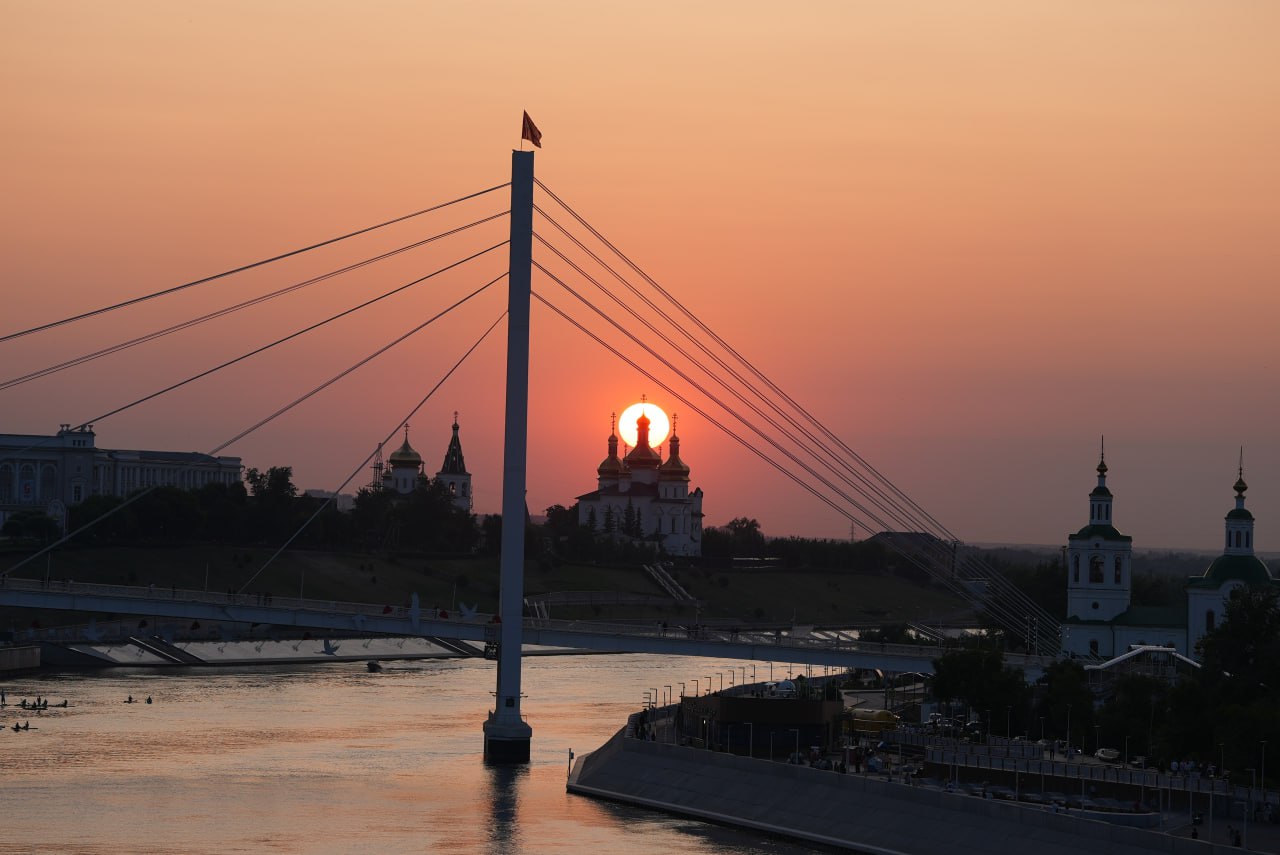 Максим Афанасьев: Дорогие сибиряки!. От всего сердца поздравляем вас с Днём Сибири — праздником, который напоминает о величии и могуществе нашего региона, о его богатой истории и неиссякаемом потенциале живущих здесь людей!... Максим Афанасьев: Дорогие сибиряки!. От всего сердца поздравляем вас с Днём Сибири — праздником, который напоминает о величии и могуществе нашего региона, о его богатой истории и неиссякаемом потенциале живущих здесь людей!...