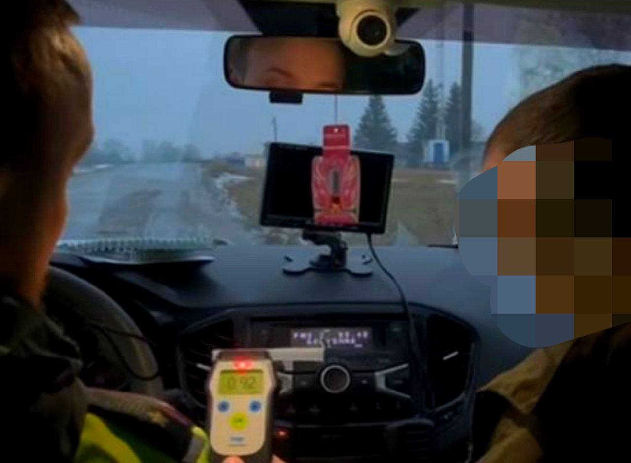 Ездят пьяными в любую погоду Ездят пьяными в любую погоду