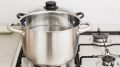 Металлические кастрюли будут сиять: вместо «химии» нужен этот продукт